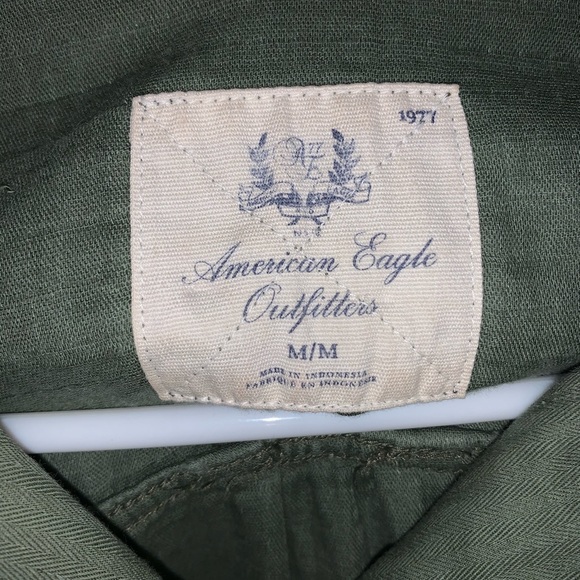 Green button up long sleeve - Picture 3 of 3